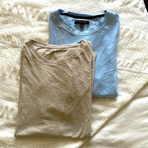 MENS T SHIRT - 2 PACK 🍌💛 BANANA REPUBLIC 🍌💛